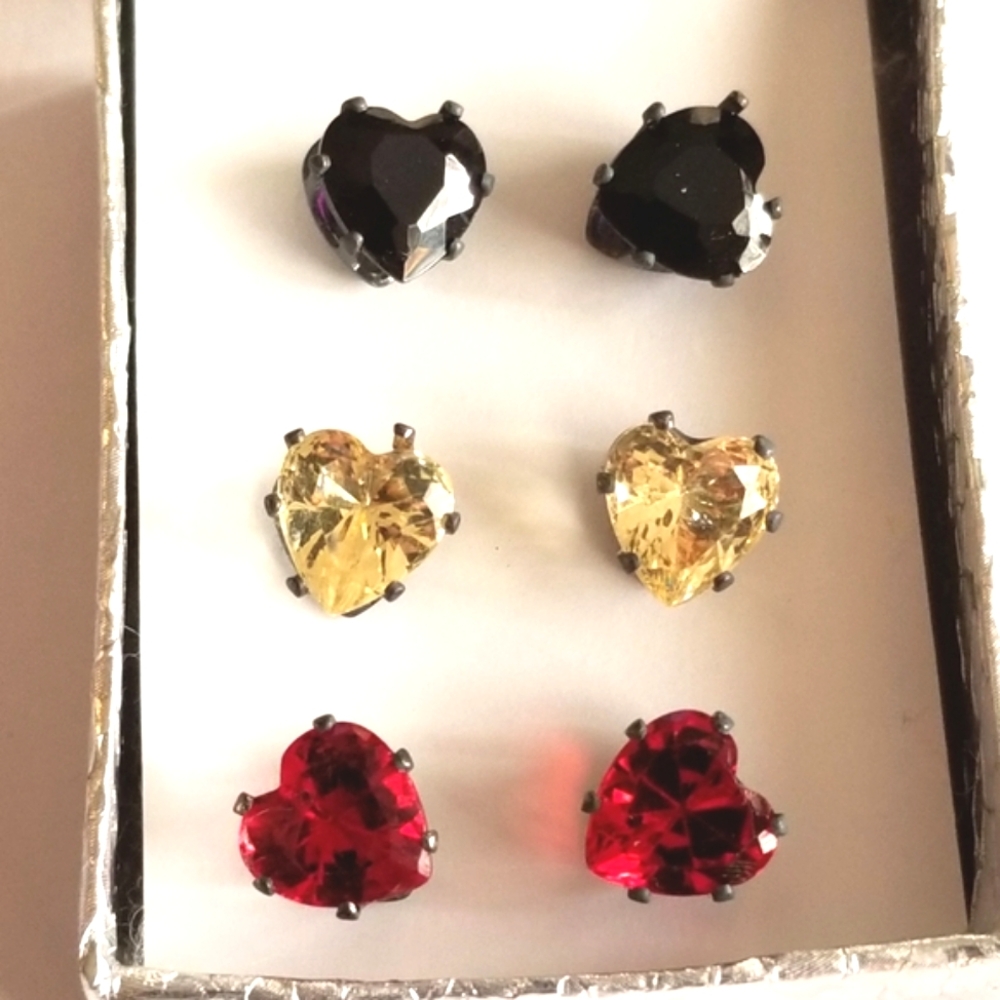 Earring set - Three pairs of heart earrings stud crystal red clear black